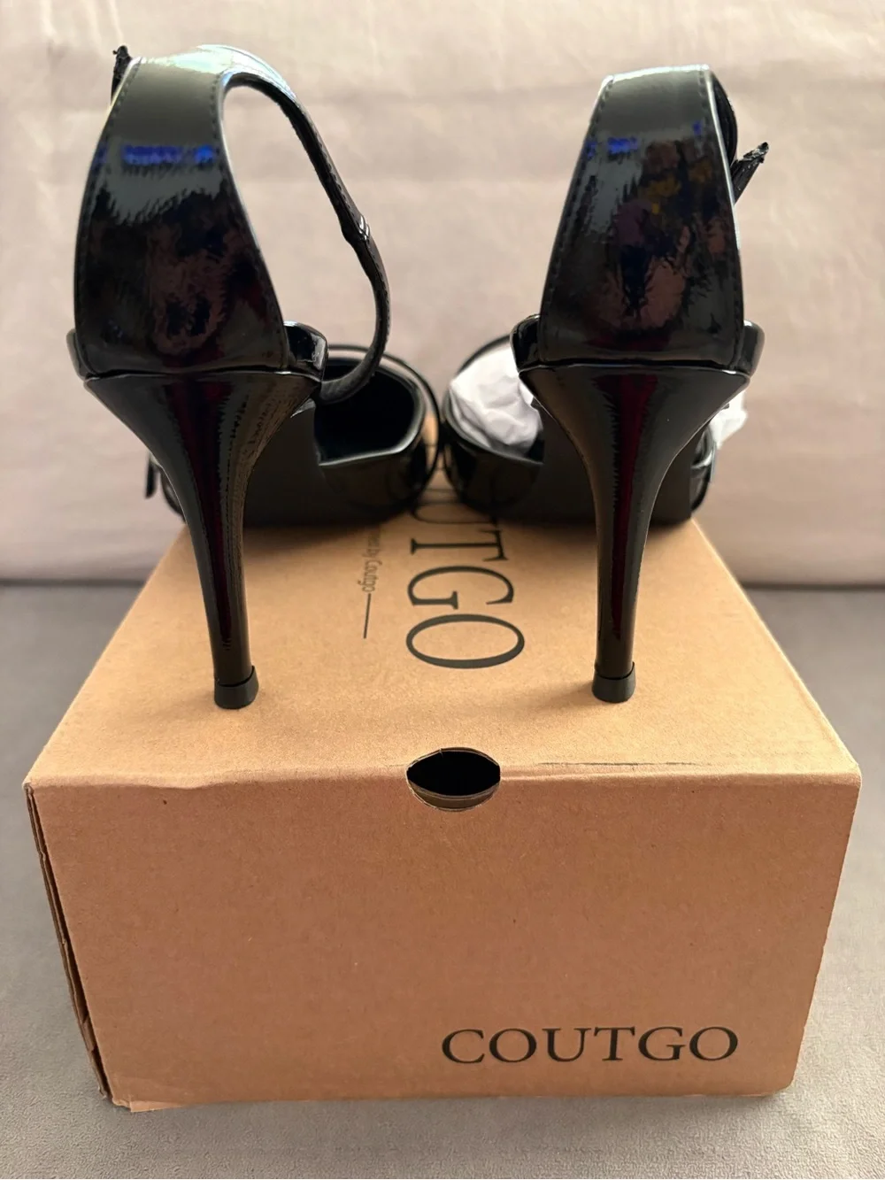 Coutgo Women’s Black Patent Pointed-Toe Ankle-Strap Pumps - US Size 9.5